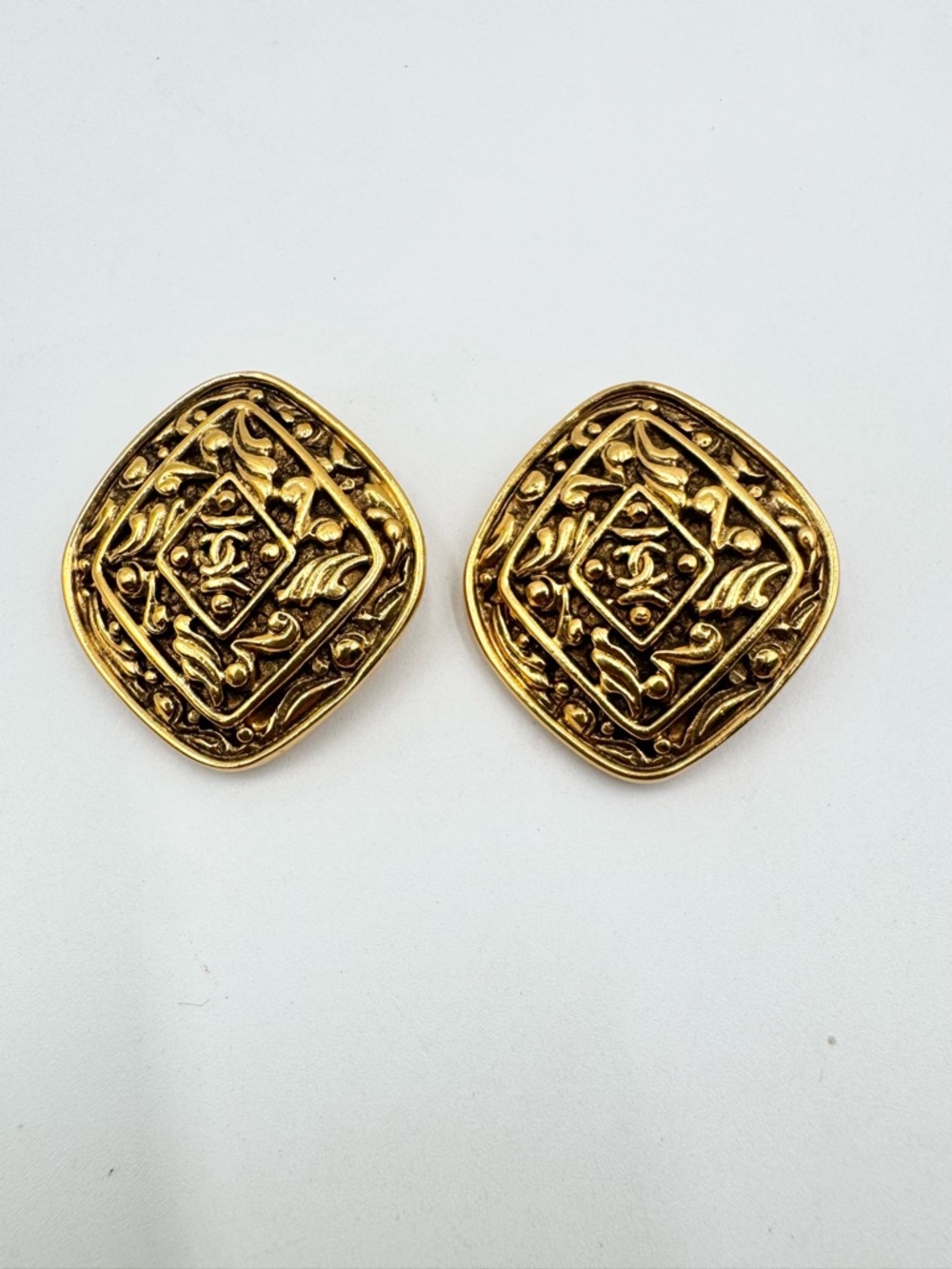 Chanel Vintage CC Clip on Earrings